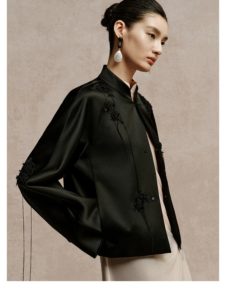 LIGHT-SENSITIVE JACKET